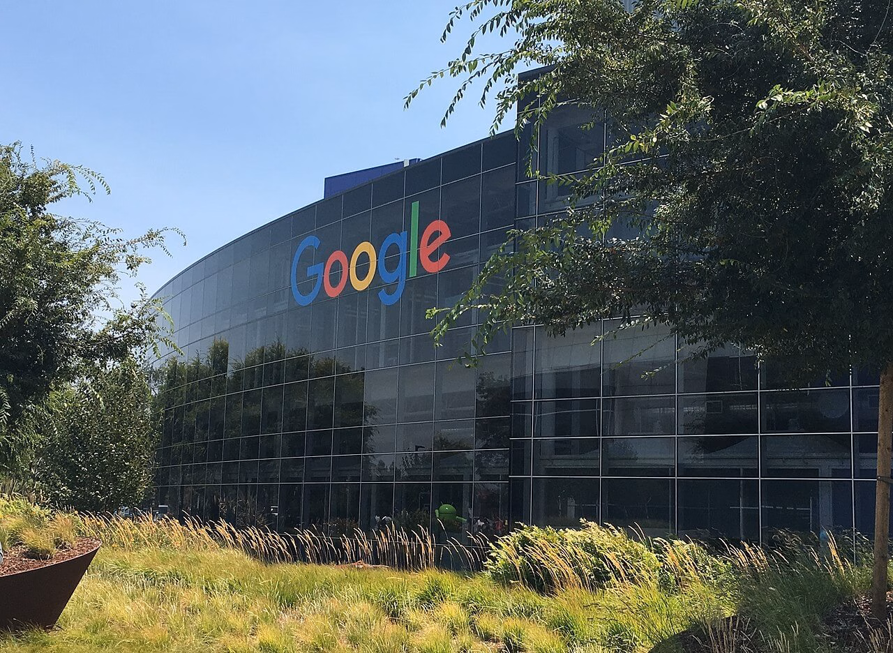 Profil Google: Perusahaan Digital yang Paling Populer Kantor pusat Google, Googleplex