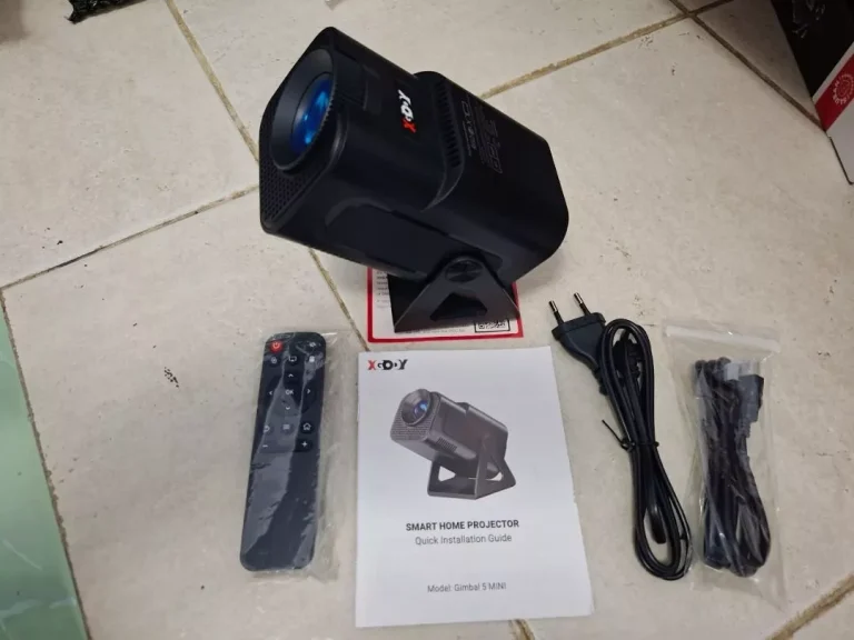 XGODY Gimbal 5 GO Smart Proyektor LCD Android 14 720P 300 ANSI dengan Speaker Built-in Netflix YouTube